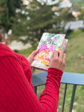 Load image into Gallery viewer, Funda para libros Acuarela ™
