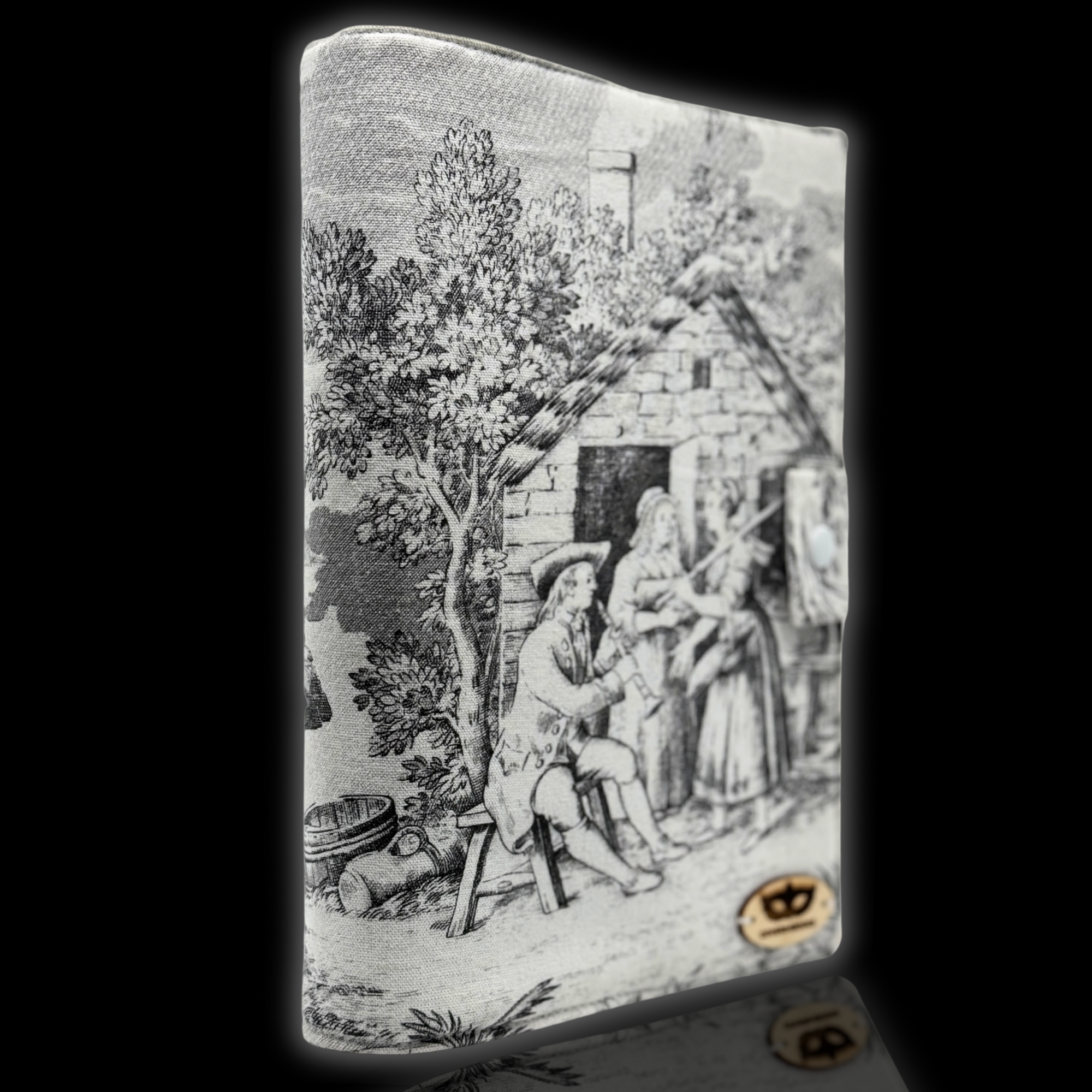 Black Toile de Jouy